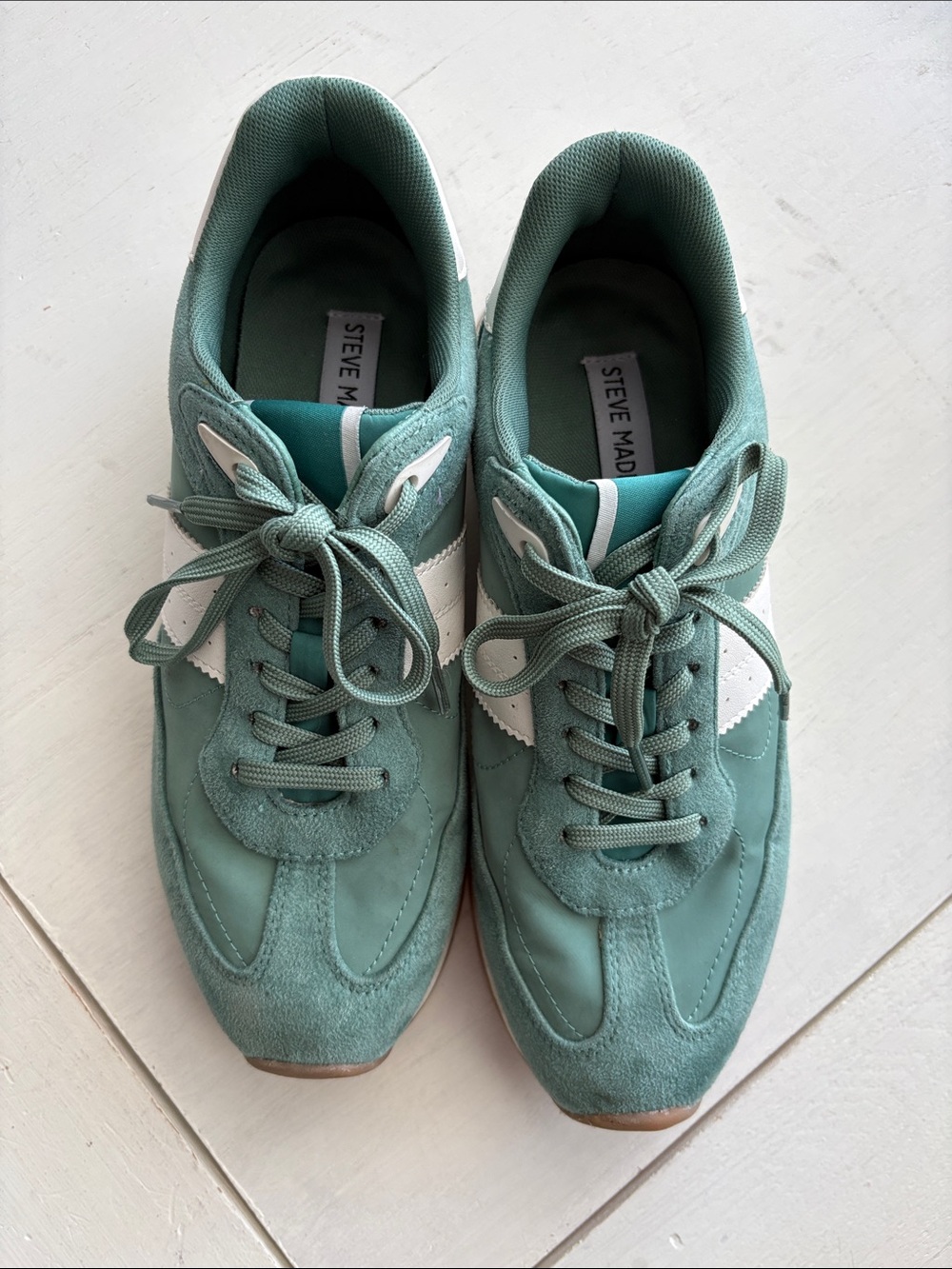Steve Madden Teal Lace-Up Retro Runner Sneakers with White Side Accent